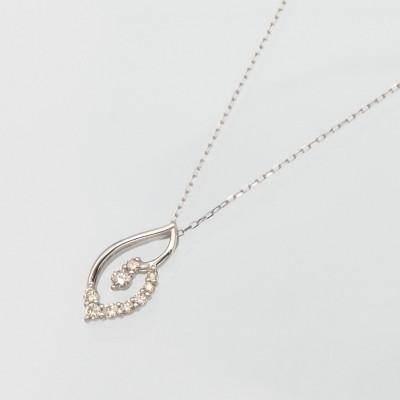 ふるさと納税 昭和町 PT900/PT850 0.10ct ダイヤモンド ペンダントネックレス HH-019740 |  | 01