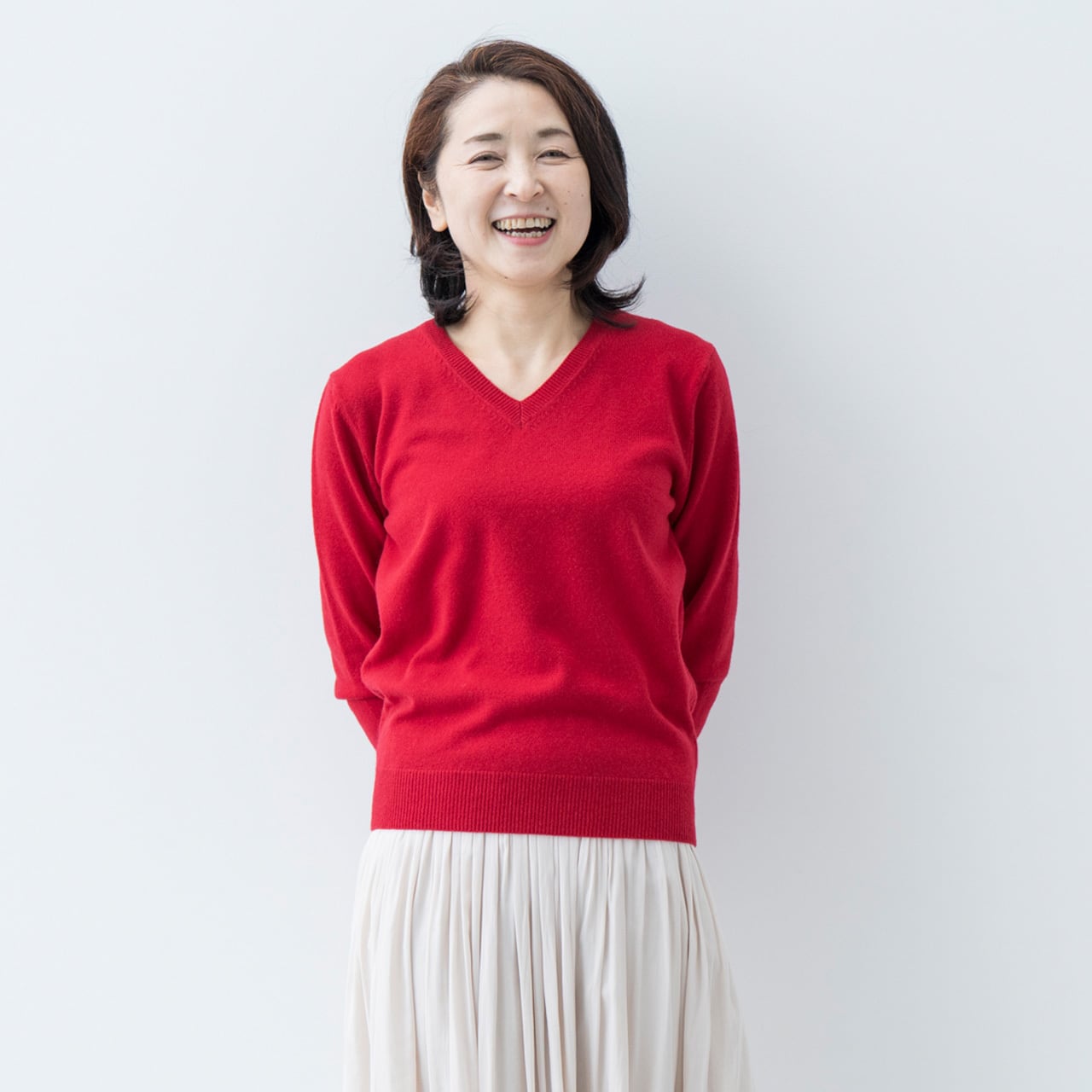 【ふるさと納税】Vネック プルオーバー 度詰 女性用 S M L LL カシミヤ100% レディース ニット セーター ギフト プレゼント 秋 冬 長袖 最高級 薄手 無地 シンプル ≪白田のカシミヤ≫