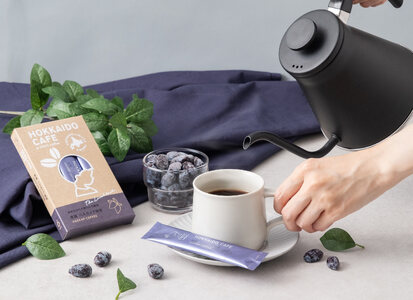 HOKKAIDO CAFE 厚真ハスカップ珈琲 6本入り【パウダーフーズフォレスト株式会社】フレーバーコーヒー 北海道 [AXBY004] 