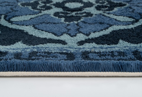 鍋島緞通 [手刺繍] 蟹牡丹縁二重雷文 紺三色浅葱地：C510-013