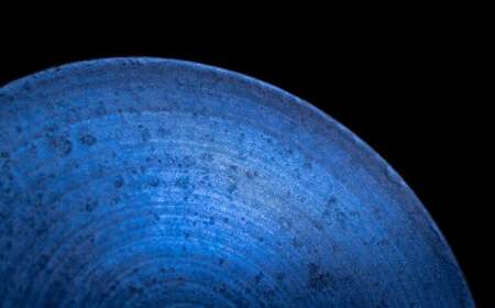 【NYが認めた逸品】有田焼 麟 Lin 25cm 大皿 プレート 1枚 (Blue) パールの光が美しい高級感あるプレート【金照堂】プレート 大皿 食器 高級食器 有田焼 ディナー おもてなし A45
