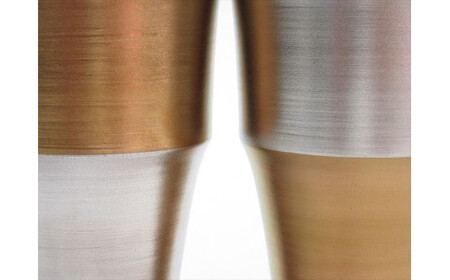 A50-198 ARITA PORCELAIN LAB(アリタポーセリンラボ) ゴールド&プラチナ・ツートンペア段付フリーカップ 有田焼  モダン スタイリッシュ コップ