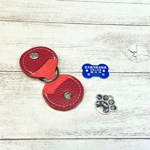 【イタリアンレザー】本革犬鑑札ケース(丸型) 牛革 イタリアンレザー シュリンクレザー 本革 紫色