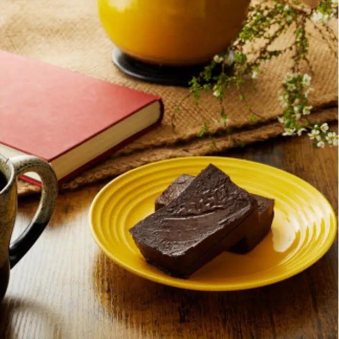 【ラッピング】幸せの生ガトーショコラ 2本セット【チョコレート 特濃厚 濃密な味わい 極上の口溶け 極上のチョコレート 一流の料理人 チョコレート本来の味わいと甘み カカオの風味やコク カカオ 至極の
