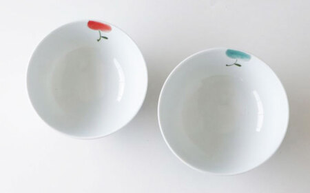 【波佐見焼】茶碗 さくらんぼ ペア 飯碗 赤・青【奥川陶器】[KB77]