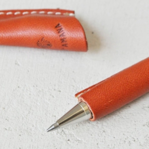 Teha’amana Pen Basic テハマナ ペン ベーシック ダークブラウン テハマナ 革 皮 雑貨 おしゃれ レザー 本革 こだわりの逸品 地域特産品 ギフト 自分用 人気 おすすめ