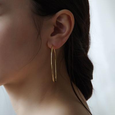 ふるさと納税 甲府市 ≪MONICE≫K18イエローゴールド オーバルフープピアス【TE-136】 |  | 01