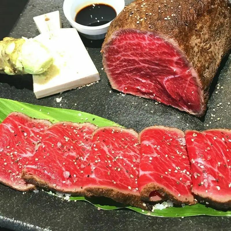 特選黒毛和牛 熊野牛 赤身ローストビーフ 約500g（250g×2パック）タレ付き / ローストビーフ 牛肉 和牛 赤身 冷凍 ブロック 国産【mtf101】