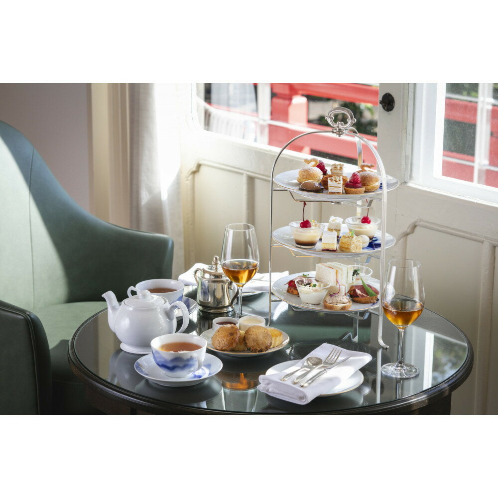 【ふるさと納税】富士屋ホテル【日帰り/アフタヌーンティー付き2名様分】アフィタヌーンティーと部屋休憩＋スパ＋天然温泉プール ＜8時間ステイ＞