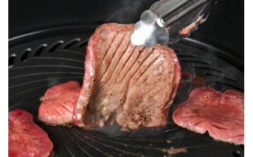 厚切り牛タン 塩味 500g [亀山精肉店 宮城県 気仙沼市 20565156] 精肉 肉 牛肉 牛たん 牛タン ぎゅうたん タン タン塩 厚切り 味付き 冷凍 焼肉 焼き肉 BBQ アウトドア