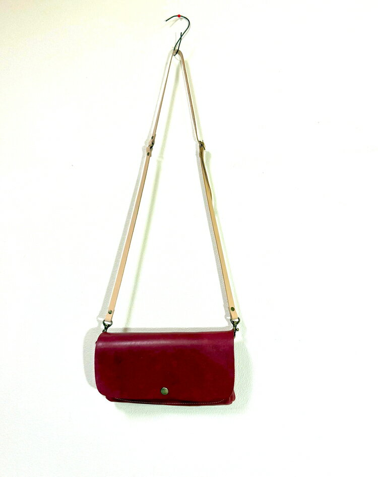 【ふるさと納税】【本革】スマホも入るお財布ポシェット（大）［ワイン］