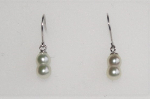 真珠 パール アコヤ貝 アクセサリー ピアス ギフト プレゼント 伊勢 志摩 伊勢志摩 志摩産 冠婚葬祭 慶事 弔事 結婚式 入学式 卒業式 国産 誕生石 記念日 真珠の里 ベビーパール双子ピアス (