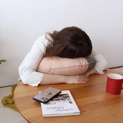 ふるさと納税 京都市 【洛中高岡屋】うたたねクッション Utane(里桜&紙屋紙) |  | 02