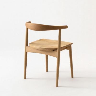 ふるさと納税 飛騨市 【飛騨の家具】　HIDA　KURINOKI　セミアームチェア　飛騨市産材仕様 |  | 01