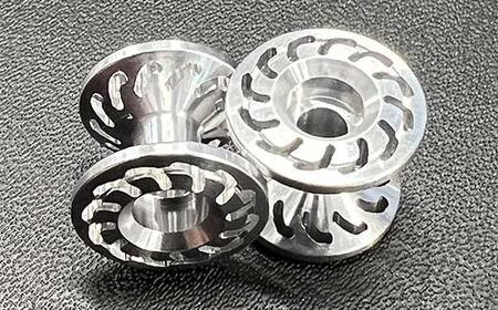 タミヤ ミニ四駆用 ベアリングアルミローラー（切削加工品）2段アルミローラーセット（13-12ｍｍ）H827282-837282 ミニ四駆 アルミローラー 東原工業所 岐阜県 F4N-1890