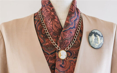 【GRAND CAMEO】　ミレー「晩鐘」 ブローチ＆ペンダントトップ 特大 / アクセサリー 装飾品 ブローチ ペンダント カメオ アンティーク レトロ / 瀬戸市 / 陶華[BBCD008]