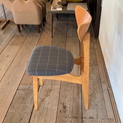 ふるさと納税 富田林市 Karl Dining Chair リボン グレー ミディアムブラウンフレーム【SWOF】 |  | 03