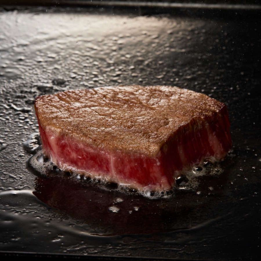 【もったいない！を食べよう】＜長太屋＞A5等級松阪牛ステーキ(シャトーブリアン)120g×2