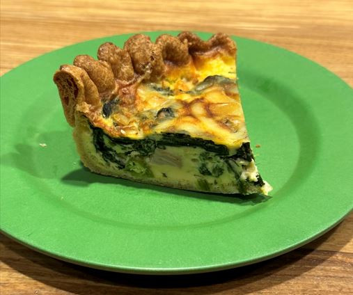 
Adam’s awesome PIE ほうれん草とベーコンのキッシュ
