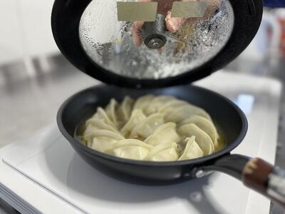 ガツンとニンニク肉ぎょうざ５０個入り