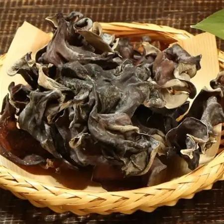 あらかわ生しいたけ　大したもんじゃセット(生しいたけ、乾燥しいたけミンチ、乾燥キクラゲ) [贈呈用]【配送不可地域：離島】【1442540】