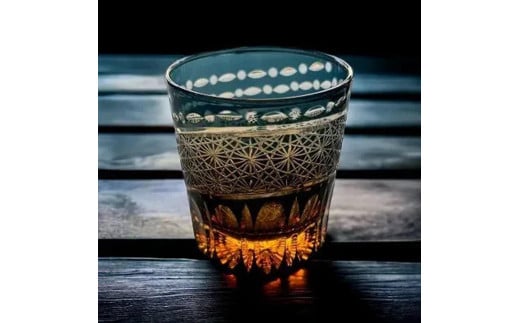 
            【2色から選べる】切子グラス（漆技）【NF30】
          