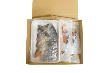 【北海道根室産】時しらず鮭切身600g×1P・1切×4P B-42112