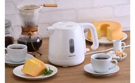 転倒湯漏れ機能付き　電気ケトル0.8L　白　電化製品 キッチン用品  電気ケトル 空だき防止機能 こぼれにくい 卓上新潟県田上町