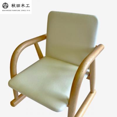 ふるさと納税 湯沢市 【秋田木工】キッズチェア「ゆざわっこ」【かわいい・カラフル・丈夫】[O7401] |  | 01