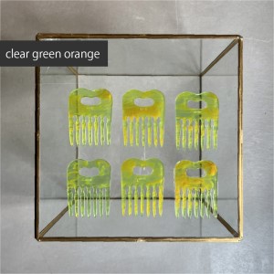 アクリル製 ヘアコーム clear green orange（クリアグリーンオレンジ） ヘアアクセサリー eME　tayu