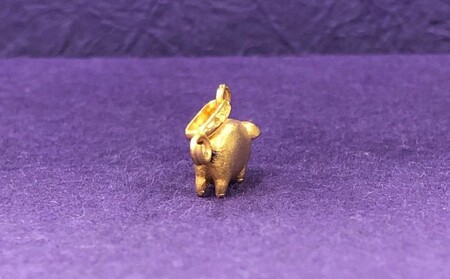 [K24] 純金製根付 とんとん拍子