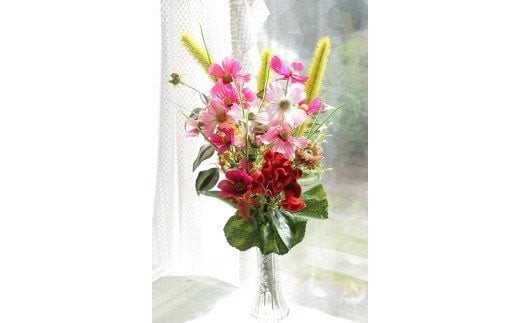 
                  【3ヶ月定期便】アートフラワーなので花粉症知らず！季節の仏花(1本) 岩手県 北上市 あとりえヒロ （L0058） アレルギー 花粉 お彼岸 盆 お墓参り 供養 仏壇 ペット 季節 花 仏花 季節 アート ギフト 定期 インテリア プレゼント 贈り物 敬老の日
                