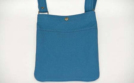 帆布 スマホショルダーバック 前ポケット付 レインブルー （８号帆布） かしわや鞄店 F3S-2470