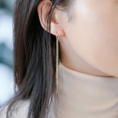 ふるさと納税 大津市 【18金イエローゴールド】大人気 チェーンピアス しなやかに揺れる上質な煌めき 大人のエレガント |  | 01