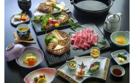 【令和5年産　コシヒカリ（精米）10㎏×高見屋別邸 久遠】旬の特産品と宿泊利用券セット