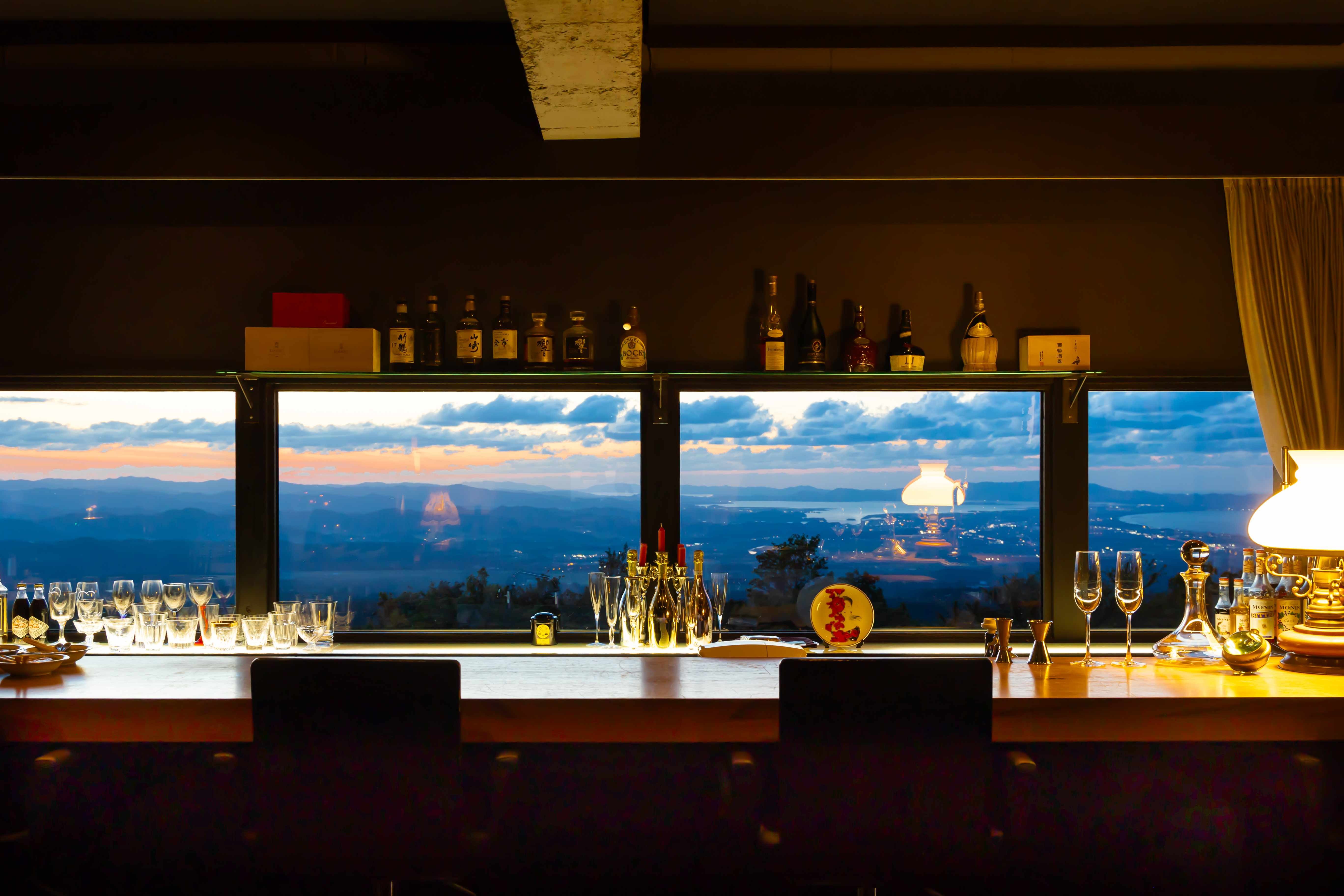 
            C188　リストランテ天空お食事ご優待券 15,000円相当
          