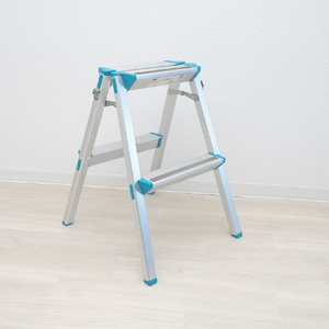 私は滑りません　66cm　14本入り　ブラック ／ すべりどめ 屋内 屋外 階段 段差 浴室 安全 安心 好きなサイズでカット 千葉県