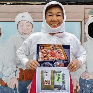 30-37「海女小屋はちまんかまど お届け便」セレブ気分イセエビコースと鳥羽の海幸珍味セット_イメージ3