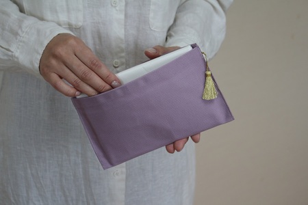 綴織のフラットポーチ　Mｻｲｽﾞ【ペールイエロー】 小銭入れ 薄型 ポーチ カード入れ 手織り 綴織 工芸品 伝統工芸品 清原織物 AQ-0012_01