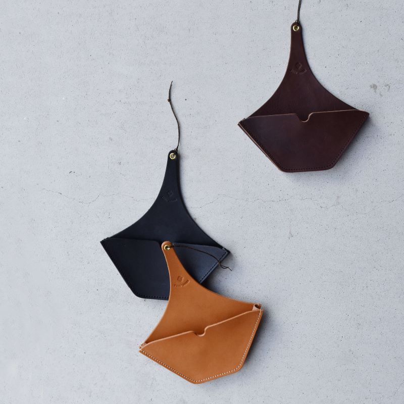 【ふるさと納税】Teha’amana Coffee paper holder テハマナ コーヒーペーパーホルダー（カラーをお選びください） 革 皮 雑貨 おしゃれ レザー 本革 こだわりの逸品 地域特産品 ギフト 自分用 人気 おすすめ