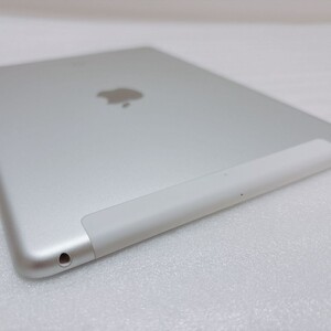 iPad 第6世代 128GB Cellular+Wi-Fiモデル シルバー 中古 アイパッド