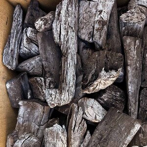【定期便】土佐備長炭 1箱4kg×6回 ウバメガシ 【J00183】