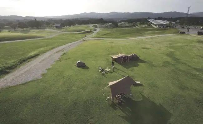スノーピーク 手ぶらキャンプ体験コース Snow Peak Headquarters Campfield. 体験型返礼品 グランピング