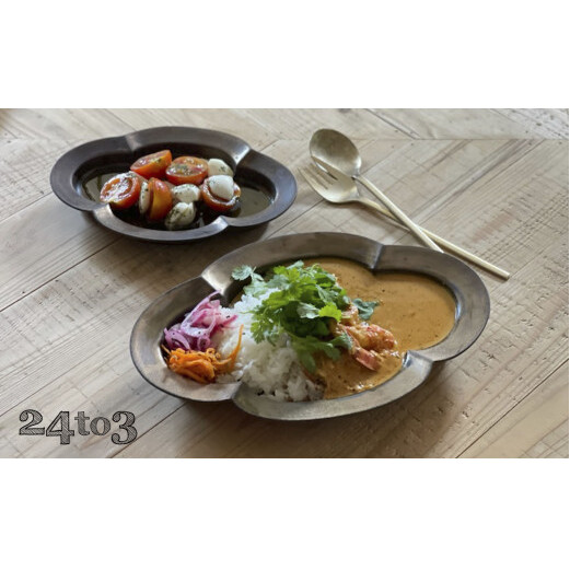 金泥 木瓜皿 L/ Mセット（各1枚） 24to3 西富陶磁器 有田焼 化粧箱入り 和食器 食器 うつわ 器 カレー皿 パスタ皿 盛皿 2枚セット 食器セット ワンプレート 取り皿 おしゃれ アンティ