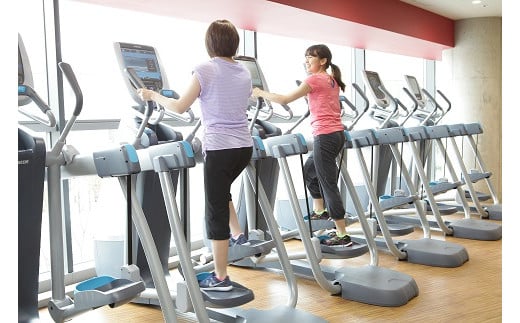 
t002 アトリオドゥーエNext 碑文谷 フィットネスクラブ ギフトチケット4枚 トレーニングジム スタジオ プール
