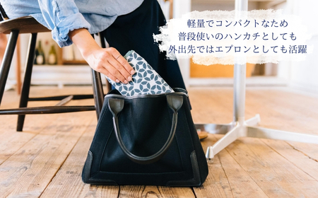 持ち歩ける２WAYハンカチエプロン＜捺染 巨峰×りんご Mサイズ＞｜エプロン