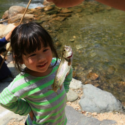 渓流釣り体験【ファミリー入場券】【1672833】