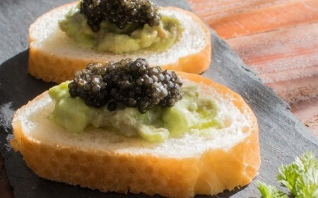 【お中元】「ジャパン キャビア」MIYAZAKI CAVIAR 1983　20g　鮎のよしの＜4.5-1＞