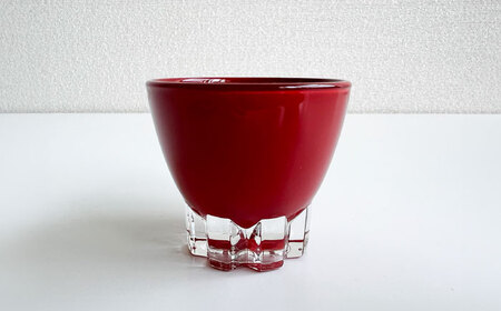 漆塗りしたガラス製ぐい吞み 朱漆 和風 手作り 上品 岐阜市 / CAPIC[ANFK007]