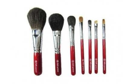 熊野化粧筆 レッドパール7本セット&携帯用ポーチB-J 【メイクブラシ 化粧筆 フェイスブラシ ファンデーションブラシ チークブラシ パウダーブラシ ハイライトブラシ 化粧 メイク コスメ 美容 スキ